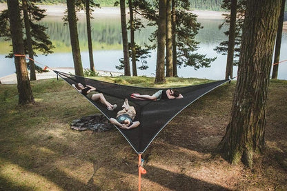 MULTI-PERSON HAMMOCK- PATENTED 3 POINT DESIGN