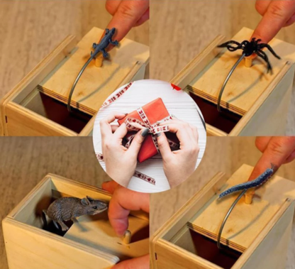 Prank Inset Wooden Scare Box Trick Play Funny Novelties Toys Tricks Spider