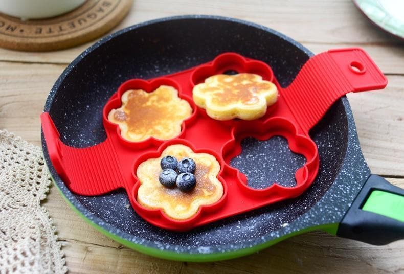 Silicone Non Stick Fantastic Egg Pancake Maker Ring Kitchen Baking Omelet Moulds flip cooker Egg Ring Mold